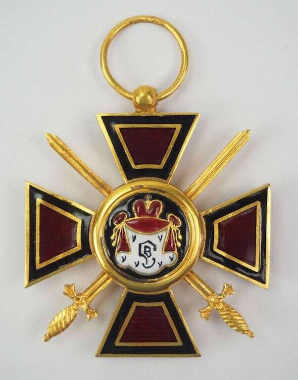 Order of Saint Vladimir 4th class made by_French Workshop.jpg