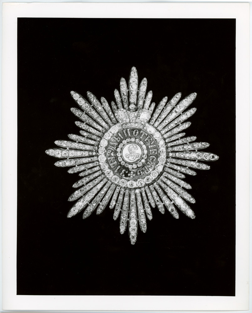 Order of St. Alexander Nevsky with diamonds.jpg