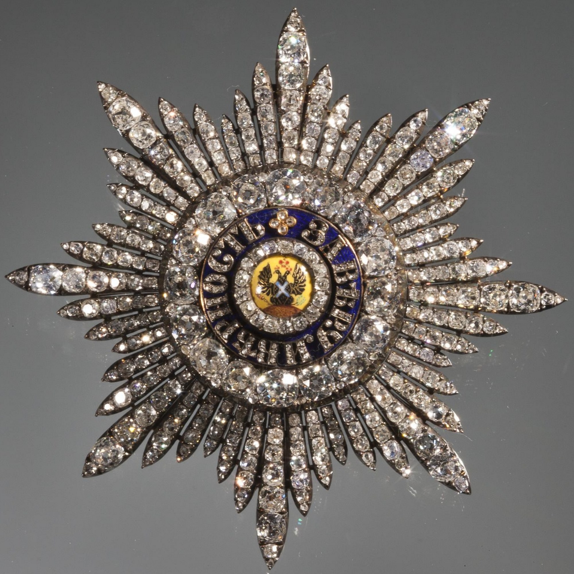 Order of St. Andrew with diamonds from Hermitage collection---.jpg
