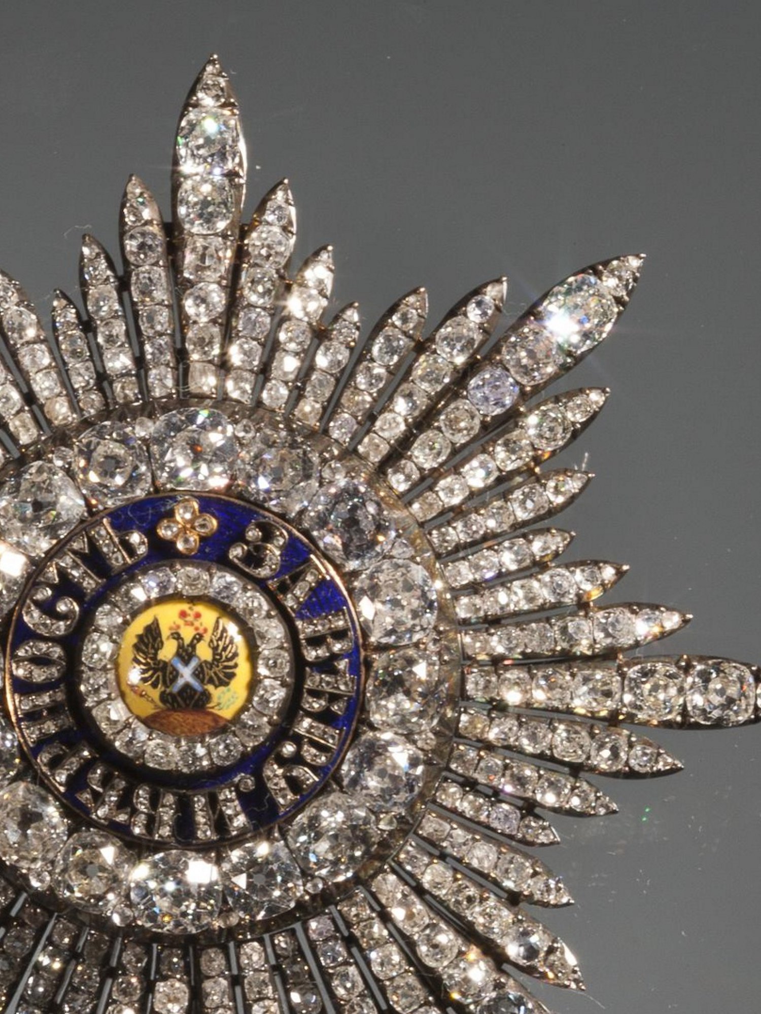 Order of St. Andrew with diamonds from Hermitage collection-----.jpg