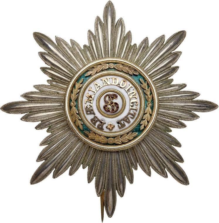 Order of St. Stanislaus breast star made by G.Ronchi, Milano.jpg