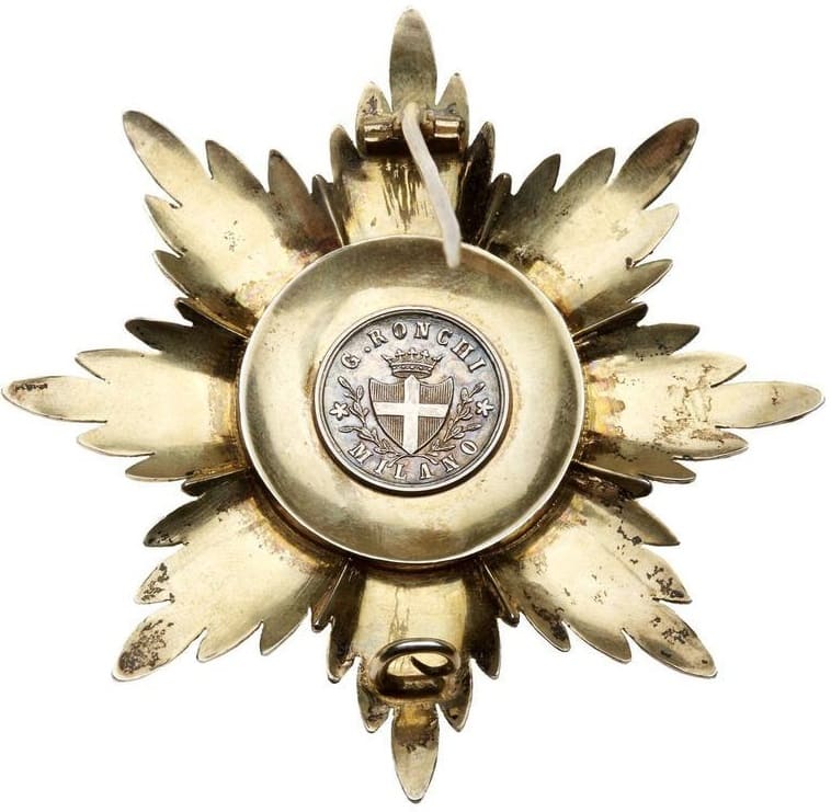 Order of St. Stanislaus breast  star made by G.Ronchi, Milano.jpg