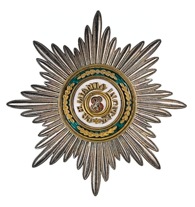 Order of St.Stanislaus breast star made by Julius Keibel IK.jpeg