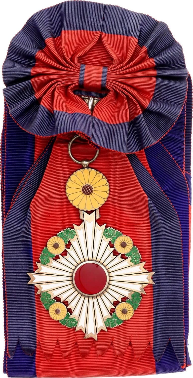 Order  of the Chrysanthemum.jpg