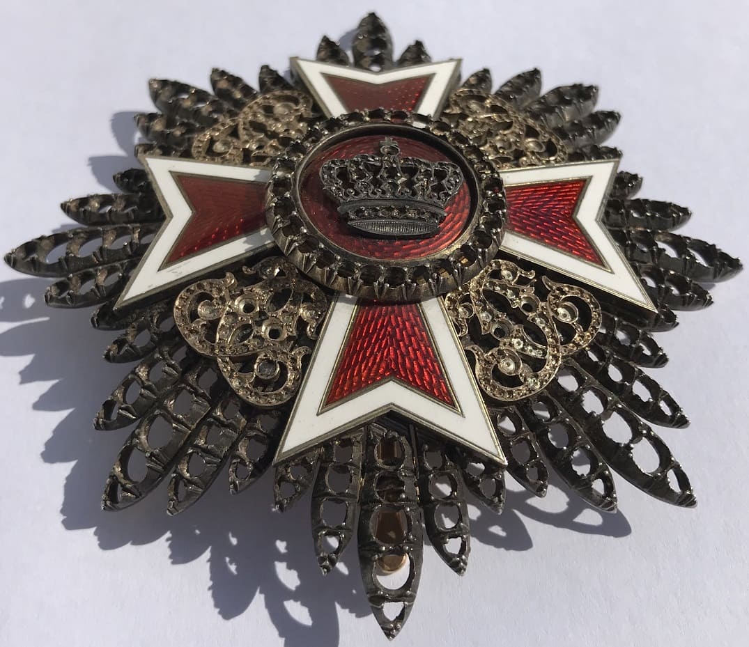 Order of the Crown of Romania with diamonds.jpg