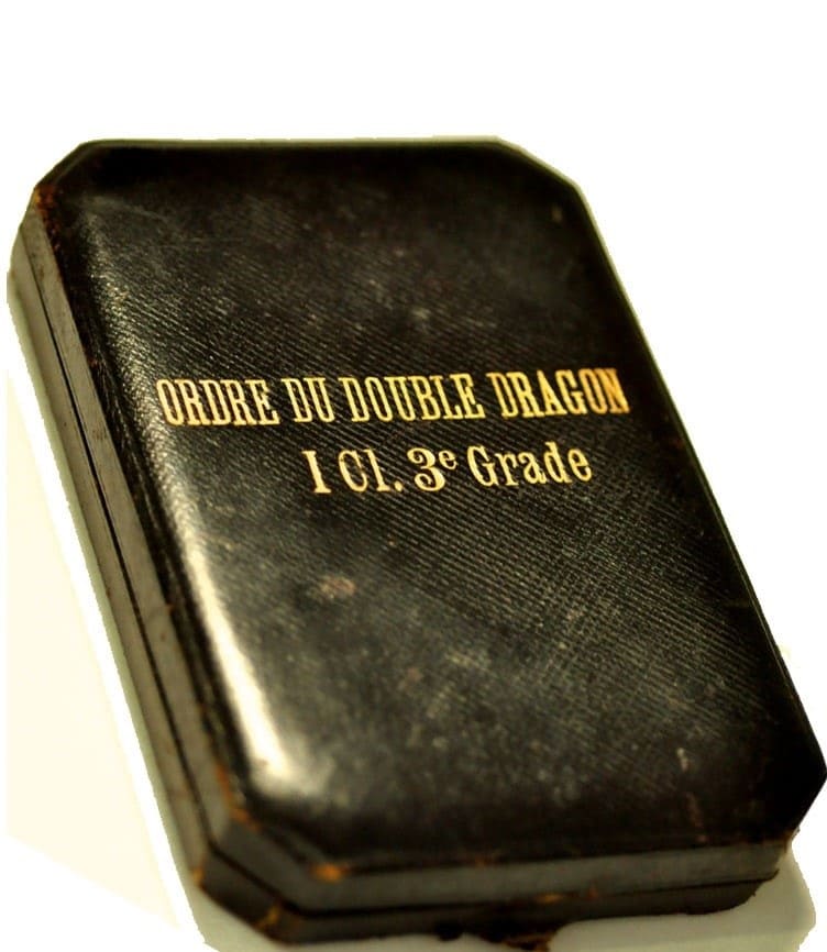 Order of the Double Dragon 1st Class 3rd Grade case made by the Russian workshop ARND.jpg