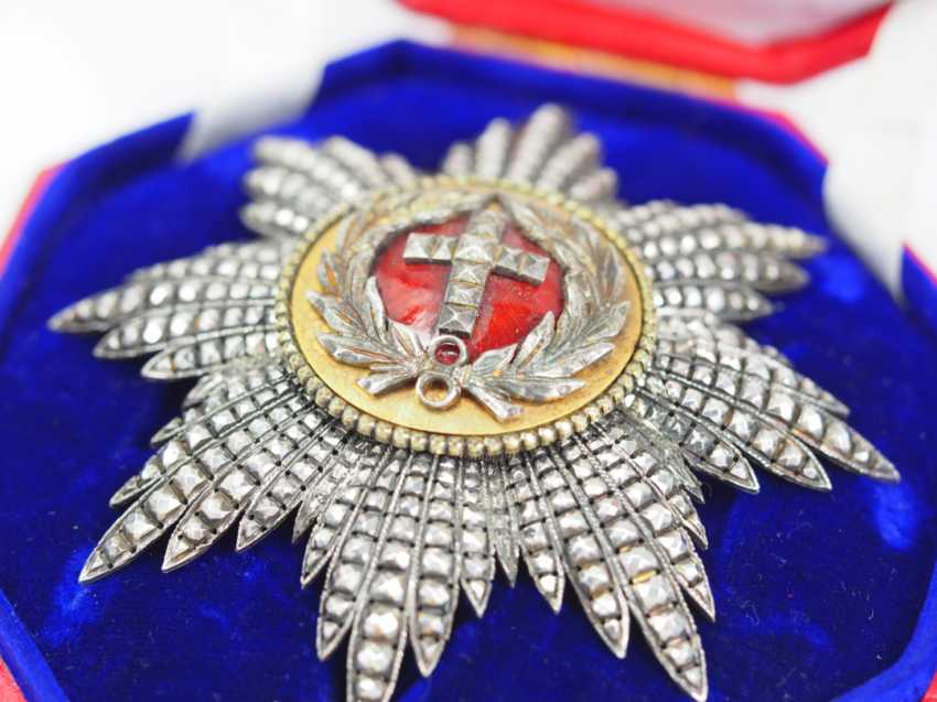 Order of the  Elephant Breast Star made by Kretly, Paris.jpg
