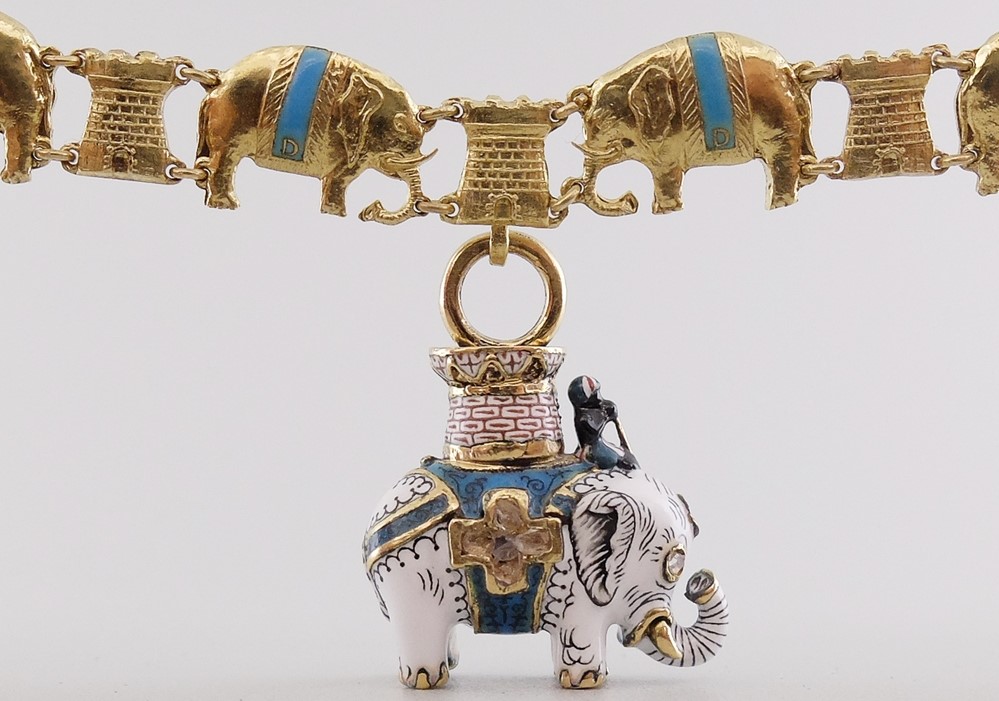 Order of the Elephant Miniature Collar.jpg