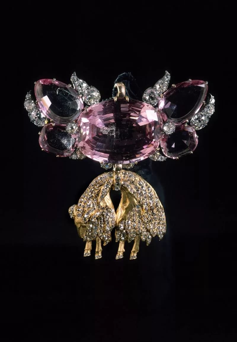 Order of the Golden Fleece from the collection of Russian Diamond Fund.jpg