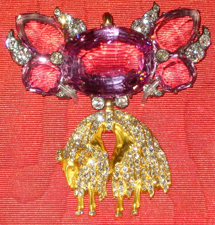 Order of the Golden Fleece from the collection of Russian Diamond Fund.jpg