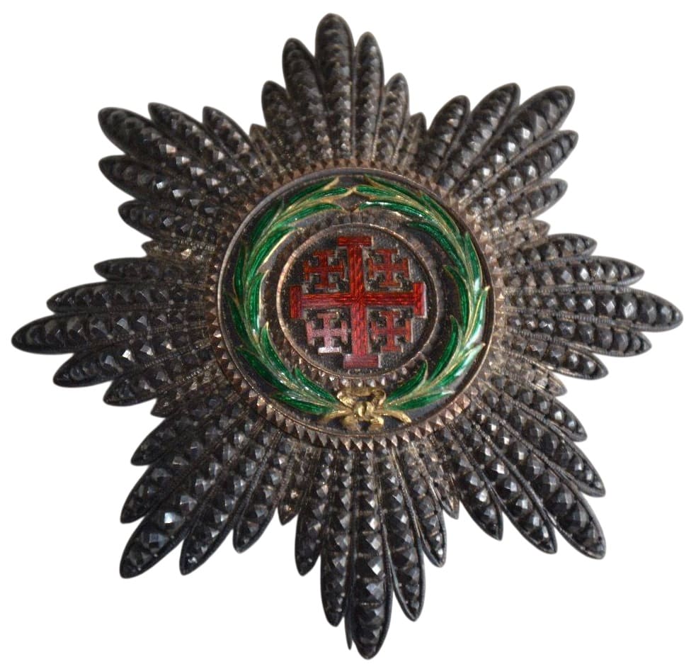 Order of the Holy Sepulchre of Jerusalem made by Lemaitre, Paris.jpg
