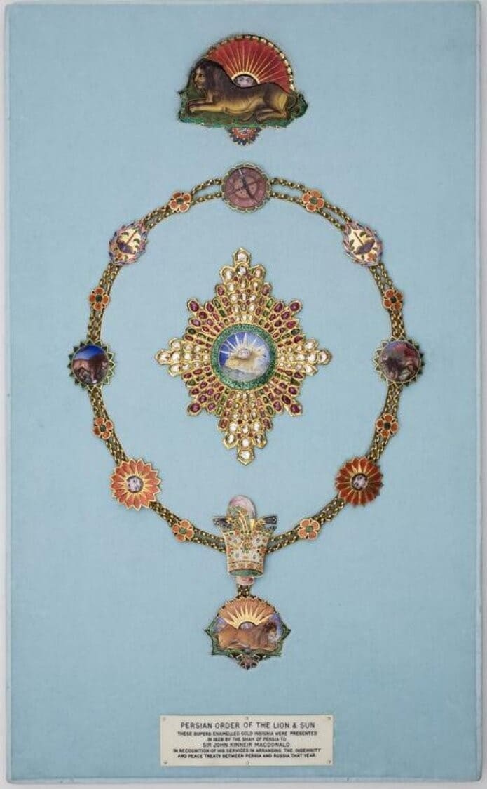 Order of the Lion and Sun Collar awarded in 1828.jpg
