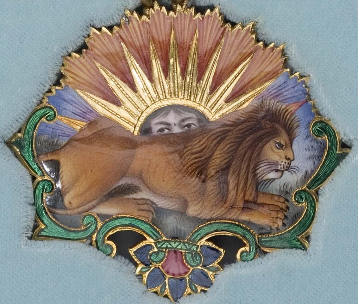Order of the  Lion and Sun Collar.jpg