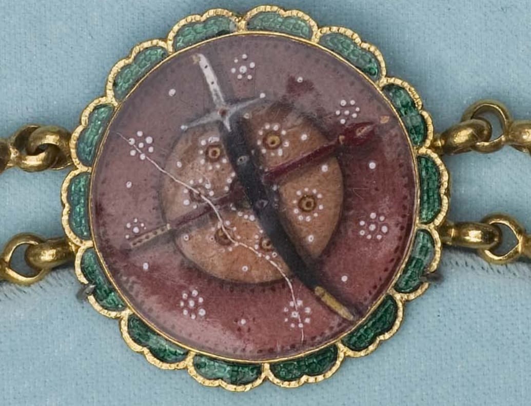 Order of the Lion and Sun  Collar.jpg