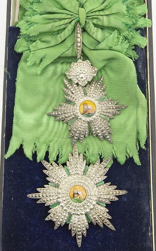 Order of the Lion and Sun made by Saniolmamalek, Téhéran.jpg Order of the Lion and Sun made by Saniolmamalek, Téhéran.jpg
