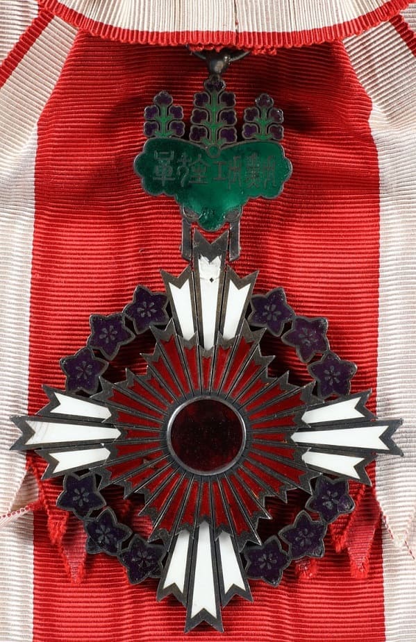 Order of the  Paulownia Flowers  sash badge.jpg