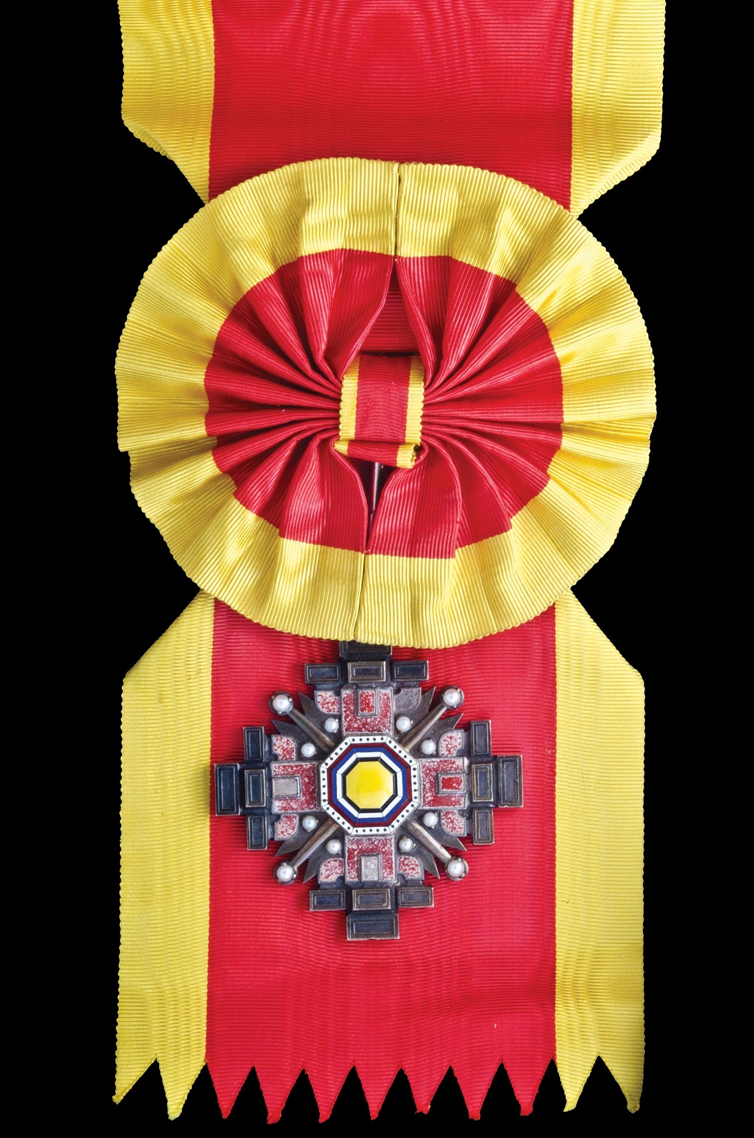 Order of the Pillars of the State.jpg