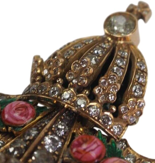 Order  of the Rose with Diamonds Breast Star.jpg