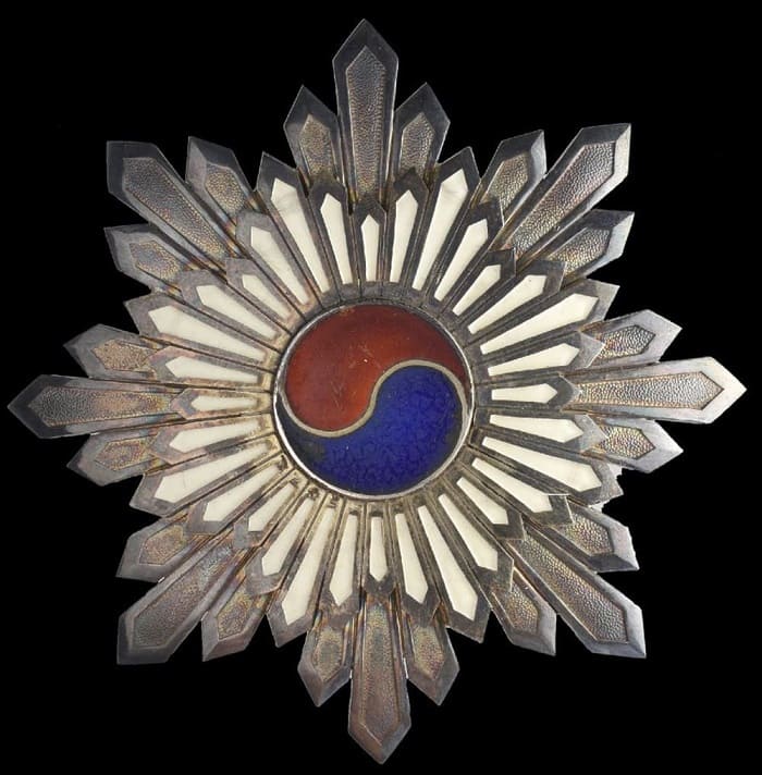 Order of the Taeguk Grand  Cross.jpg