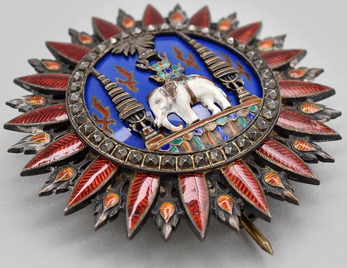 Order of  the White Elephant of 1st Type made by an Unidentified Workshop.jpg