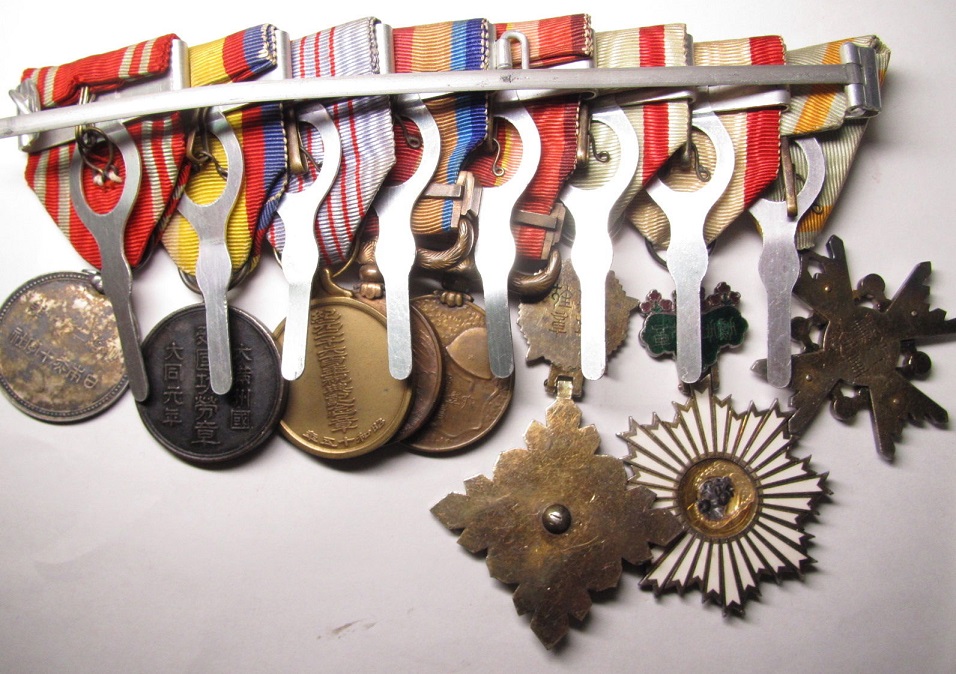 Original japanese medal bar -.jpg
