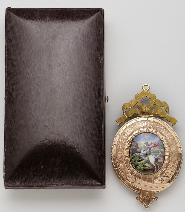 Original Medallion of Royal Hanoverian Order of St. George.jpg