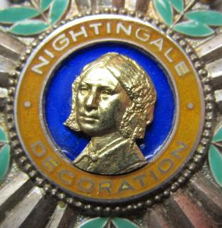 Osaka Prefecture Nightingale Merit Decoration   ナイチンゲール大阪府功勞章.jpg Osaka Prefecture Nightingale Merit Decoration   ナイチンゲール大阪府功勞章.jpg