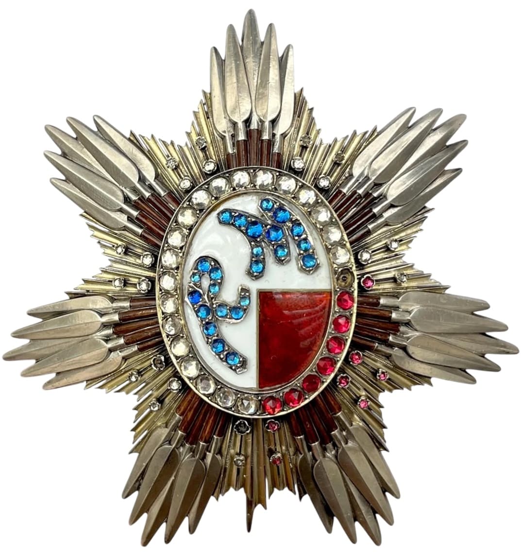 Plaque de  grand-croix de l’ordre malgache de Ranavalona du maréchal Joseph Gallieni (1849-1916).jpg