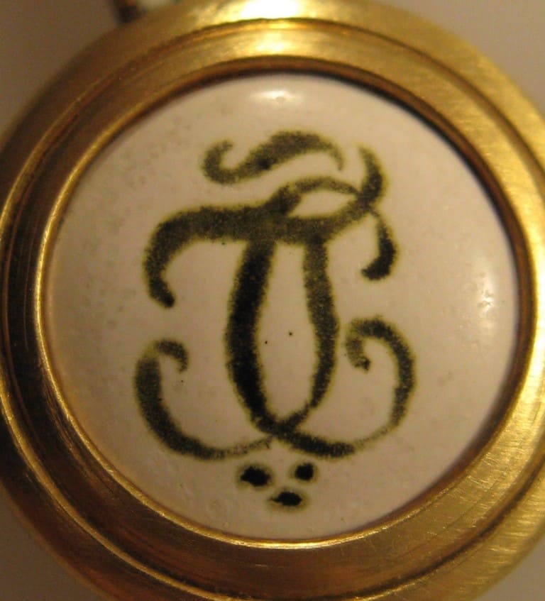 Поддельный орден  Святого Георгия 3-й степени.jpg