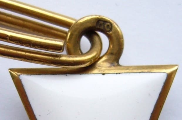 Поддельный орден  Святого Георгия ДО.jpg