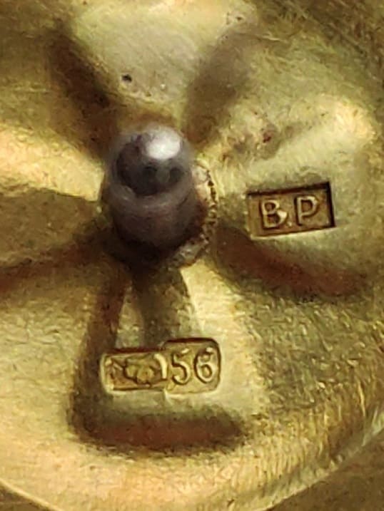 Поддельный орден  Святой Анны на оружие.jpg