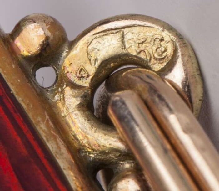 Поддельный орден Святой  Анны  с мечами.jpg