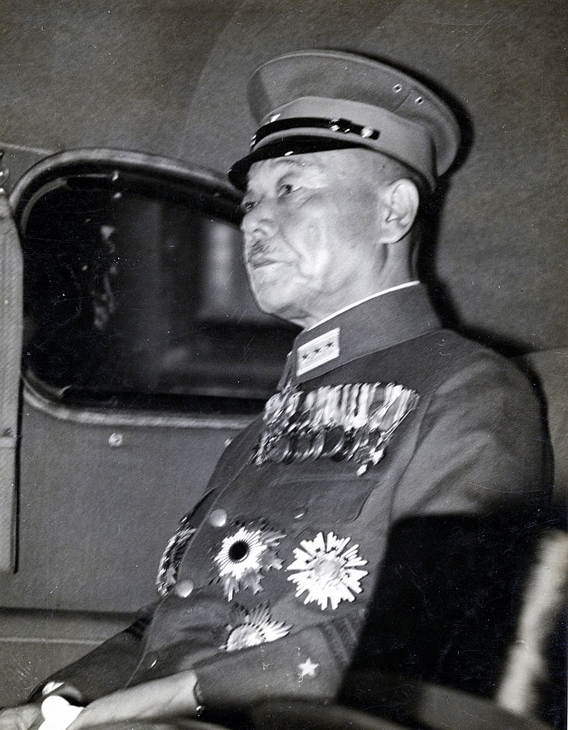 Prime Minister Kuniaki Koiso attends to the Imperial Palace on July 17, 1944 in Tokyo, Japan.jpg