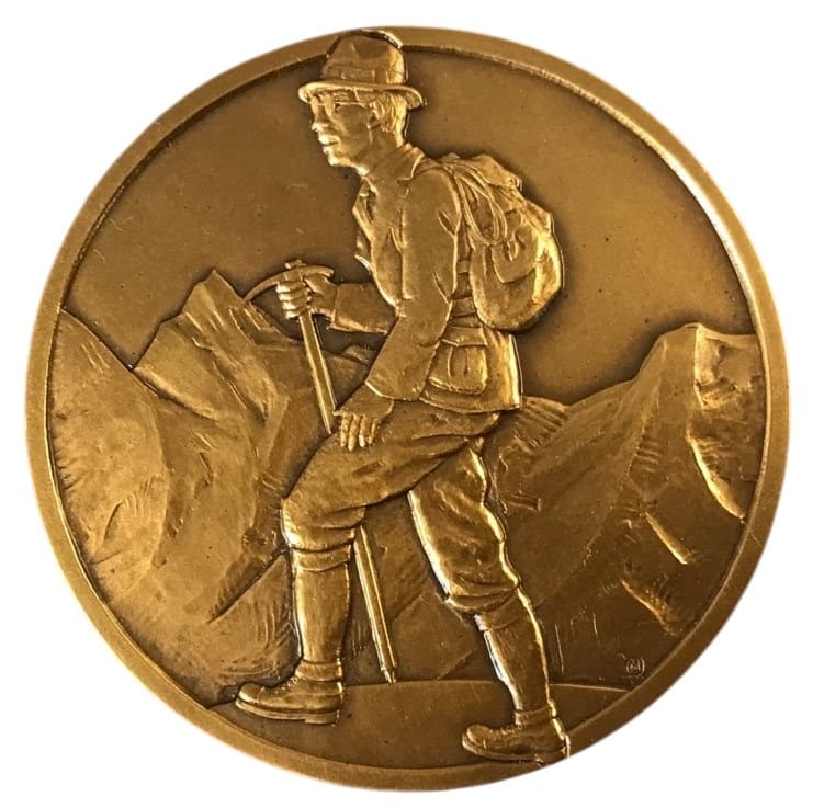 秩父宮殿下御成婚記念 Prince Chichibu Marriage Commemorative Medal.jpg