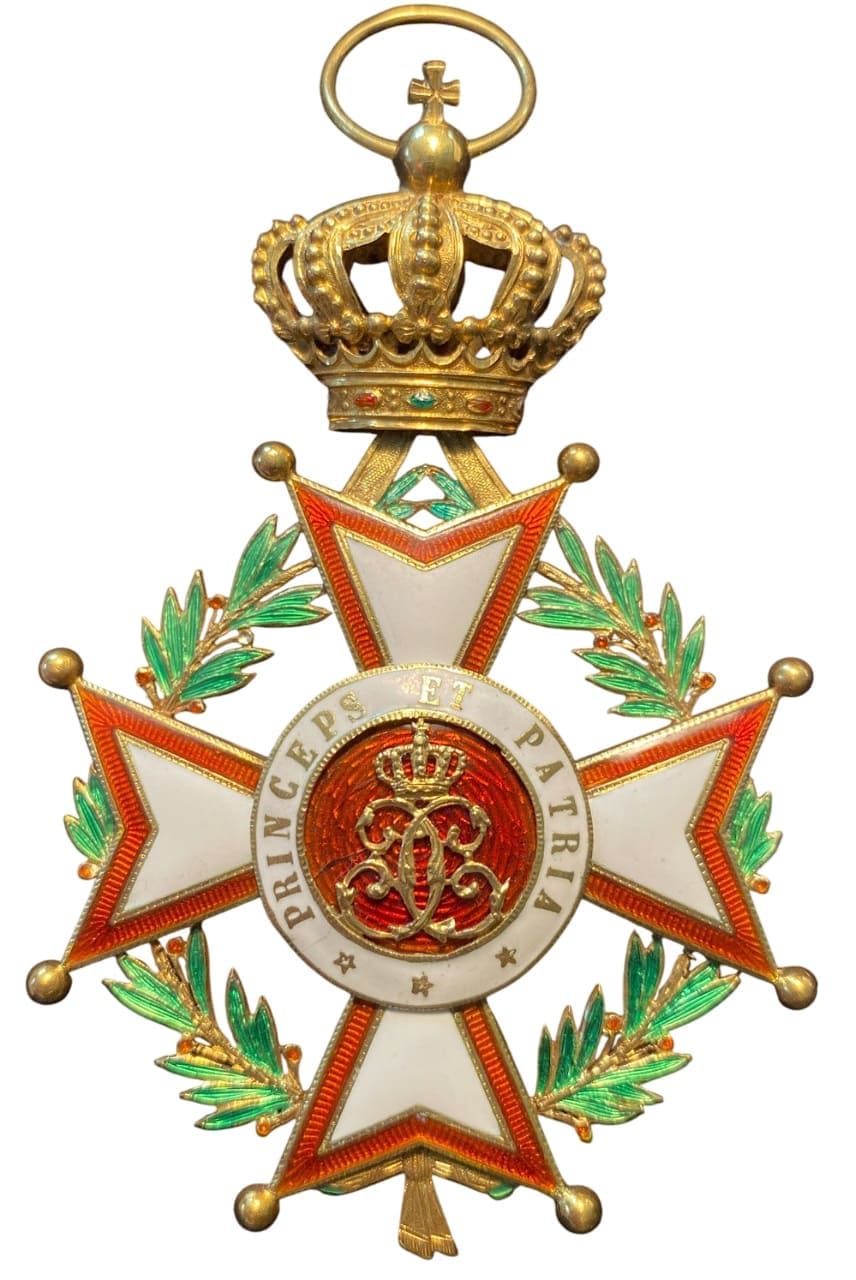 Principauté de Monaco Ordre de Saint-Charles, Halley.jpg