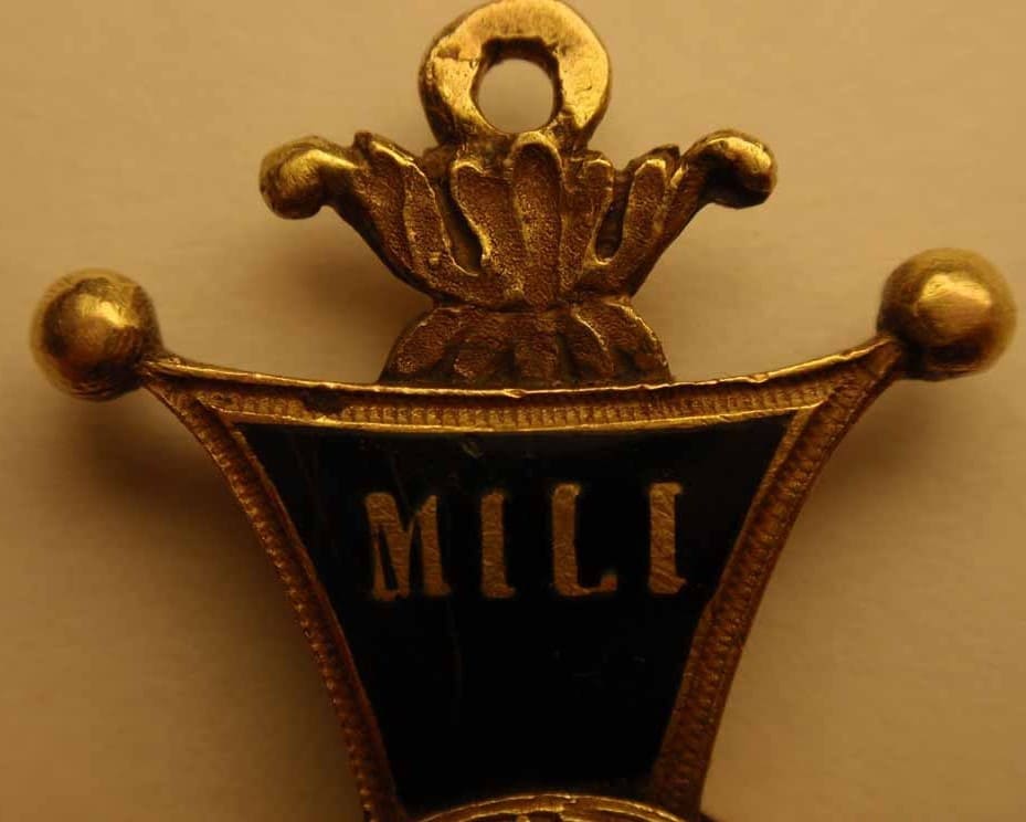 Privately-commissioned 3rd class  Order of Virtuti Militari.jpg