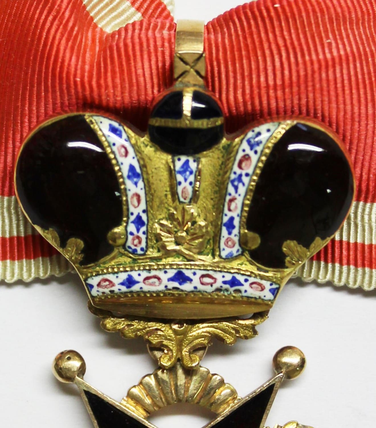 Privately_Commissioned_Order_of Saint Stanislaus with Imperial Crown.jpg