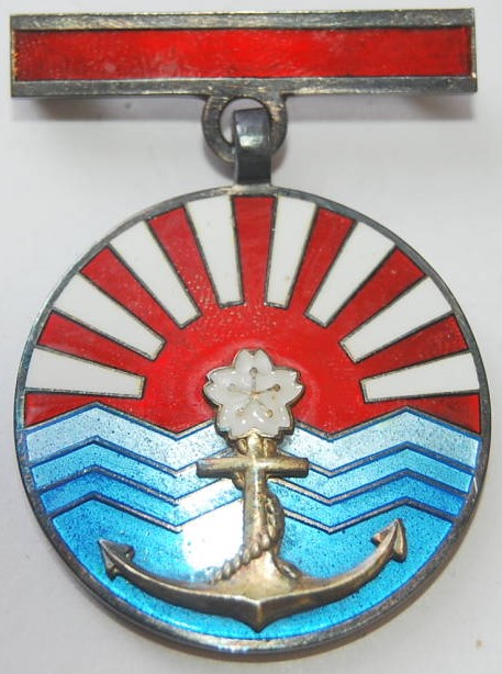 Red Merit Badges of Navy League 海軍會協紅色有功章.jpg