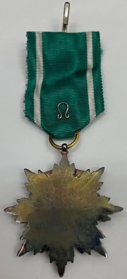 Replica of  the  Order of the Golden Kite.jpg