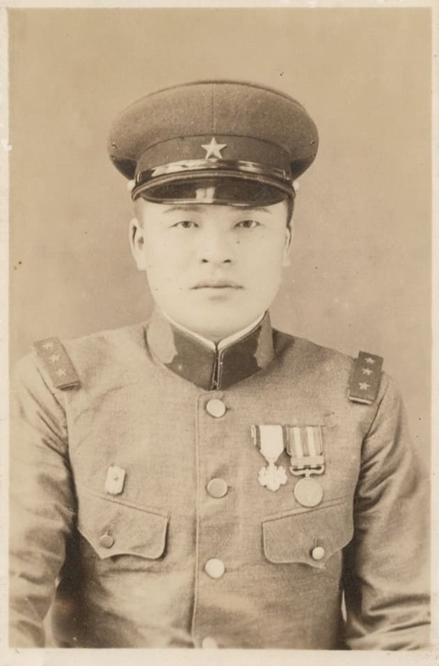 Reservist Badge c.1940.jpg
