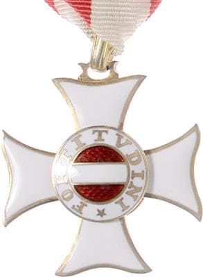 Ritterkreuz Maria  Theresa made by Rothe.jpg