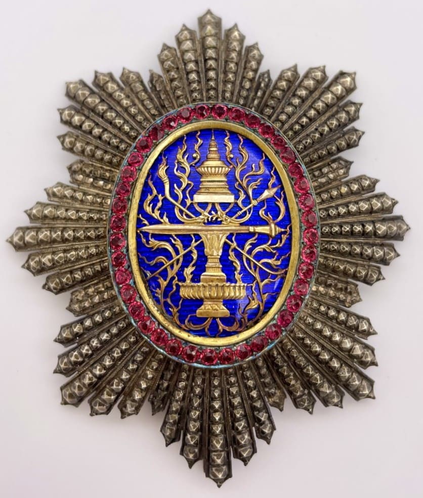 Royal Order of Cambodia breast star Modèle de luxe made by Kretly, Paris.jpg