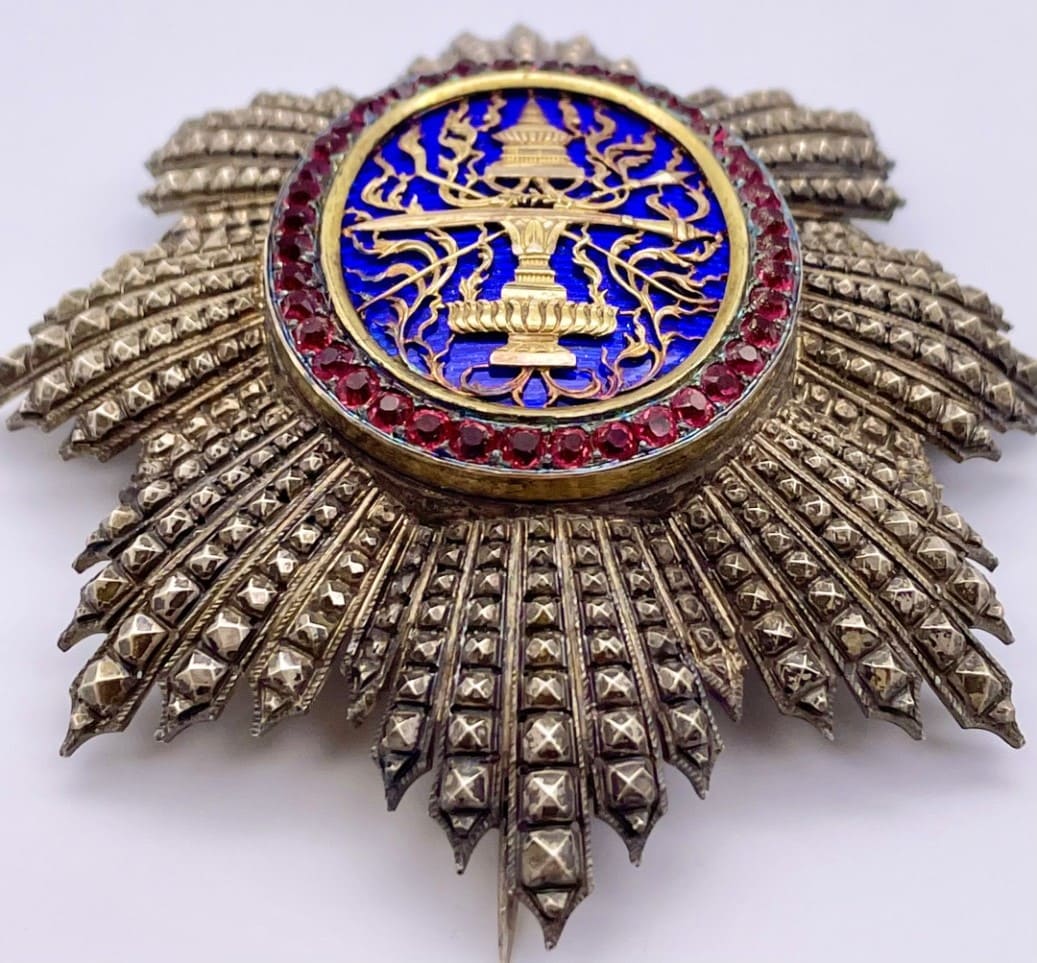 Royal Order of Cambodia breast star  Modèle de luxe made by Kretly, Paris.jpg