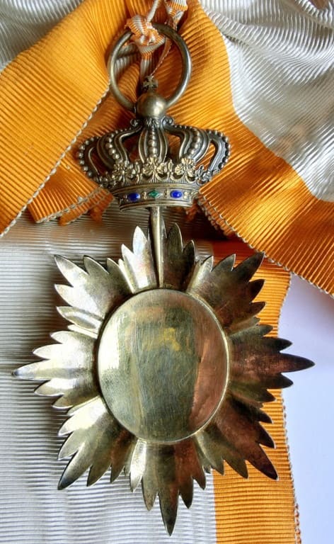 Royal Order  of  Cambodia made by Arthus Bertrand, Paris.jpg