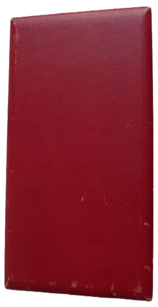 Royal Order of Sowathara made by Arthus Bertrand.jpg