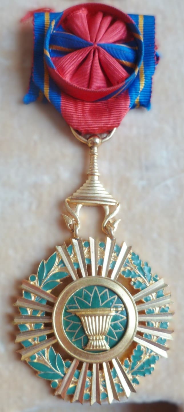 Royal Order  of Sowathara made by Arthus Bertrand.jpg
