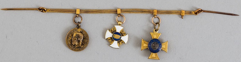 Russian award  in Imperial Germany medal bar -.jpg