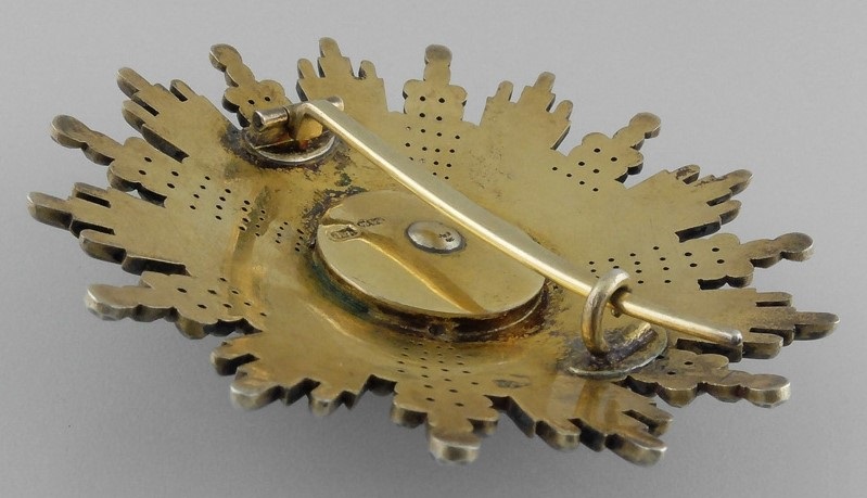 Russian made Order  of Danilo 1st Class Breast Star by Fokin workshop.jpg