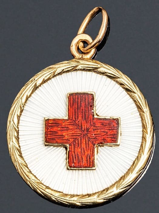 Russian Red Cross Society Petergovsky Patronat 1916 Watch Fob.jpg