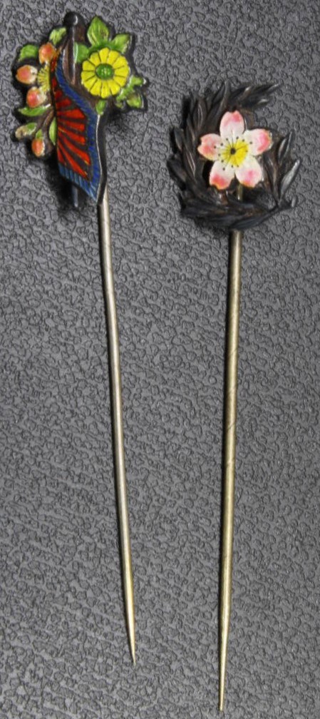 Russo-Japanese  War Commemorative Pins 明治三十七八年日露戦役記念章.jpg